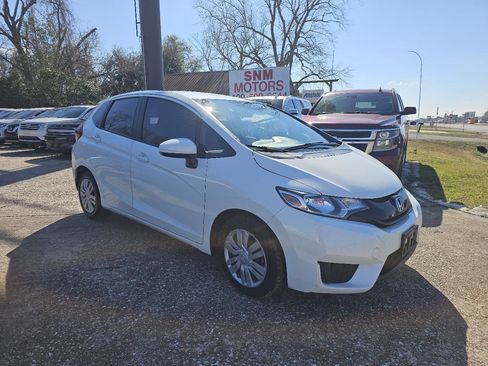 Used 2017 Honda Fit LX image 2