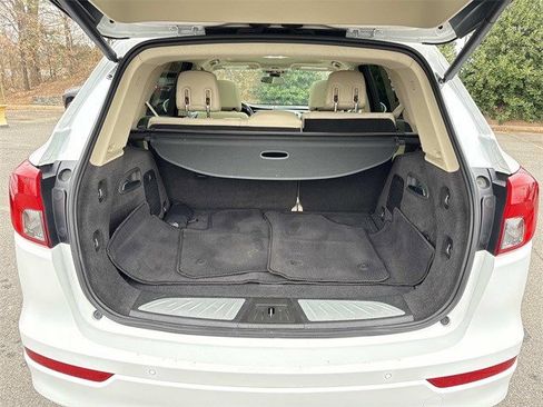 Used 2018 Buick Envision Premium w/ Driver Confidence Package image 12