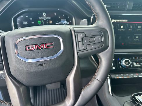 Used 2025 GMC Sierra 1500 AT4 AWD/4WD image 19