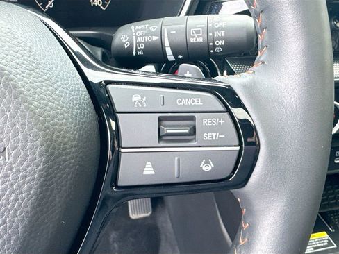 Used 2024 Honda CR-V Sport Touring image 9