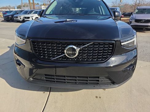 New 2026 Volvo XC40 B4 Plus w/ Protection Package Premier FWD image 10