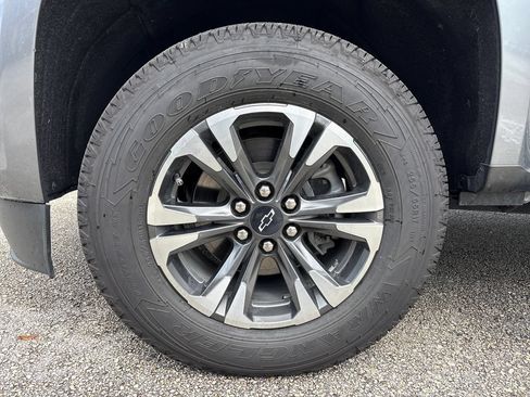 Used 2022 Chevrolet Colorado Z71 w/ Safety Package RWD image 14