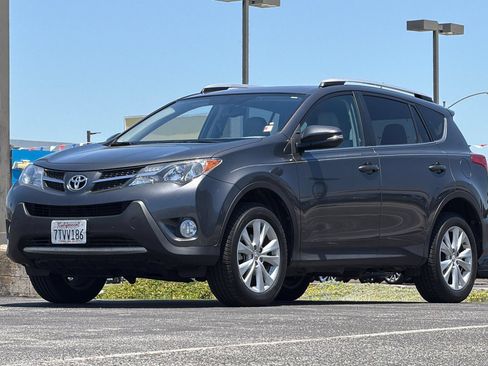 Used 2013 Toyota RAV4 Limited AWD/4WD image 10