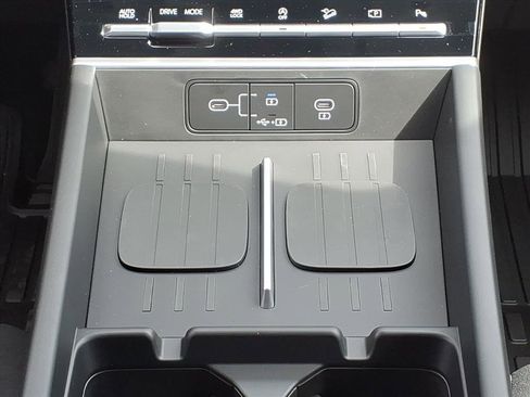 New 2026 Hyundai Santa Fe SE image 9