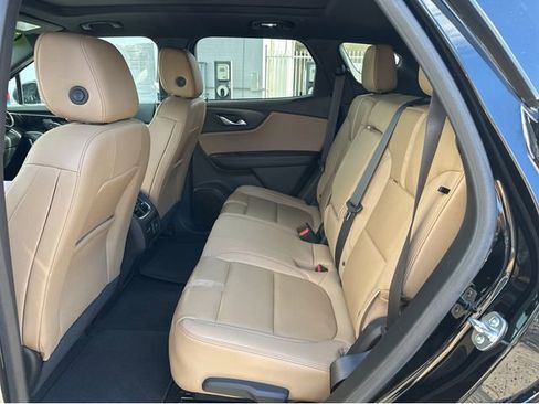 Certified 2024 Chevrolet Blazer Premier w/ Enhanced Convenience Package image 17