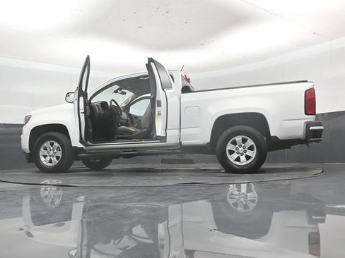 Used 2018 Chevrolet Colorado W/T w/ WT Convenience Package RWD image 58