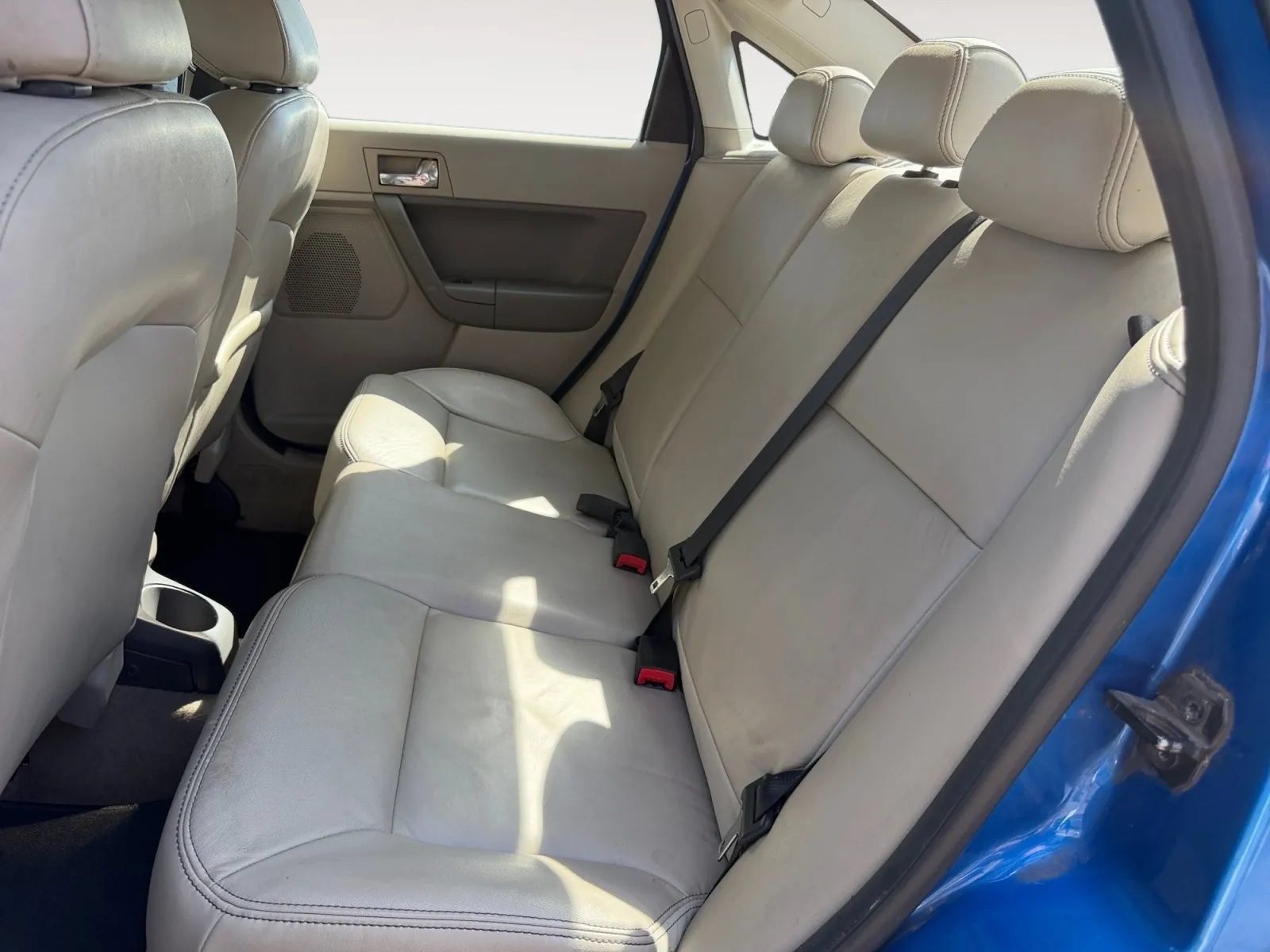 Used 2010 Ford Focus SEL FWD image 15