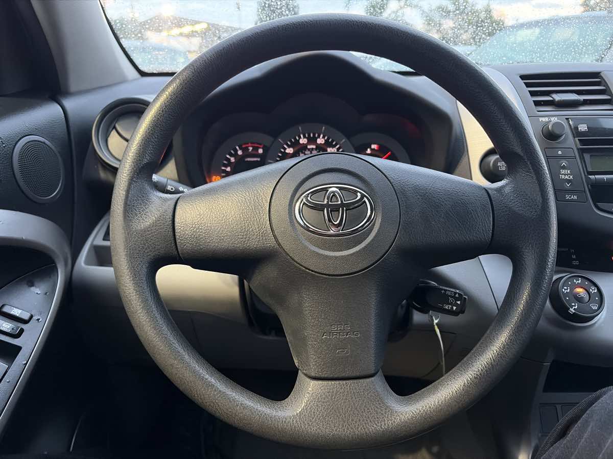 Used 2007 Toyota RAV4 2WD image 35