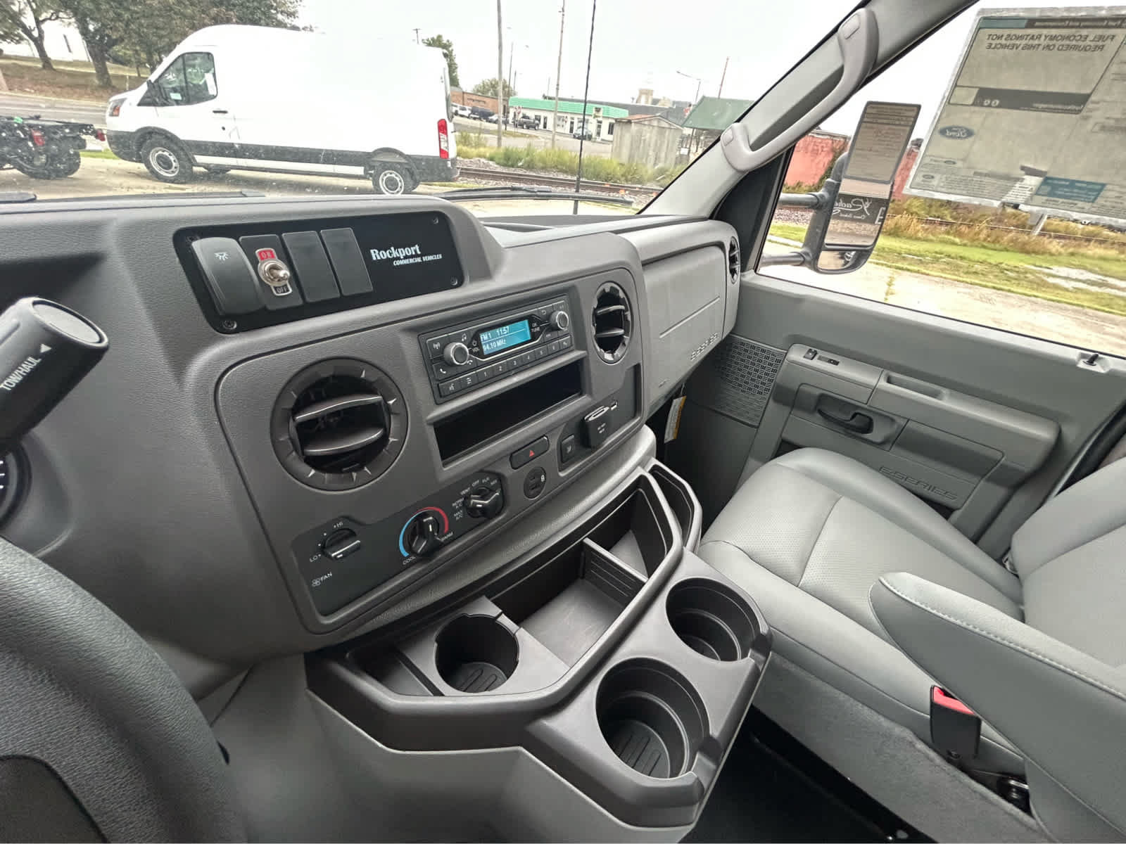 New 2027 Ford E-350 and Econoline 350 Super Duty w/ Power Equipment Group RWD image 20