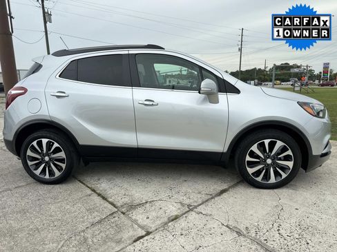 Used 2019 Buick Encore Essence w/ Safety Package II FWD image 2