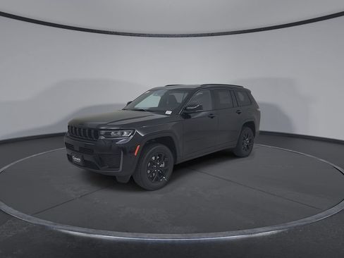 New 2026 Jeep Grand Cherokee L 4WD image 7