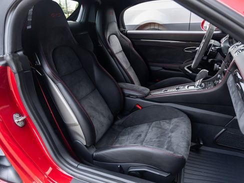 Certified 2019 Porsche 718 Boxster GTS image 40