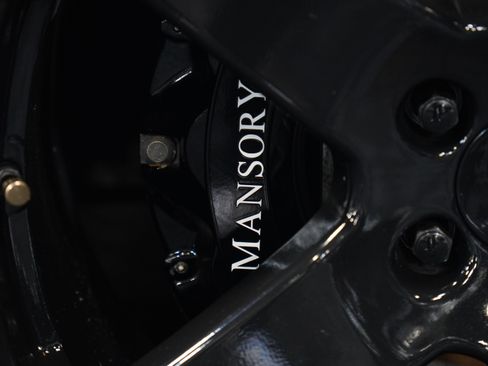 Used 2014 Land Rover Range Rover Supercharged image 60