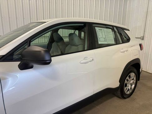 Certified 2023 Toyota Corolla Cross L AWD/4WD image 7