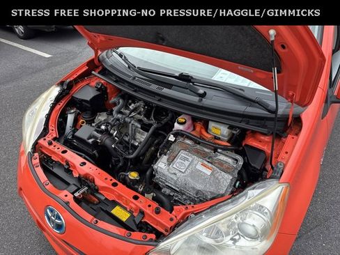 Used 2013 Toyota Prius C Two image 11