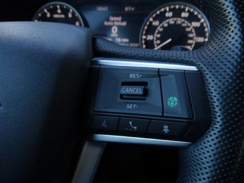 Used 2022 Mitsubishi Outlander SE image 32