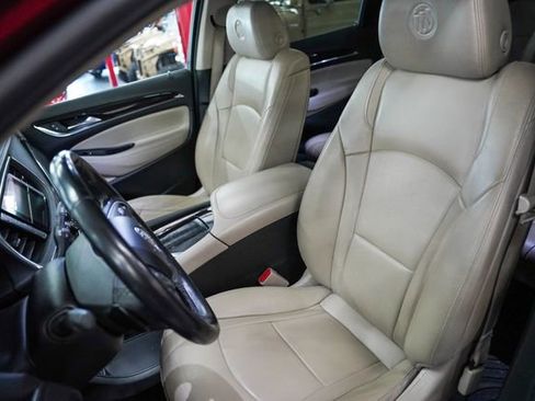 Used 2021 Buick Enclave Essence w/ LPO, Floor Liner Package AWD/4WD image 4