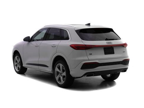New 2025 Audi Q5 Premium Plus image 5