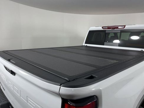 Used 2026 Chevrolet Silverado 2500 LTZ w/ LTZ Premium Package image 45