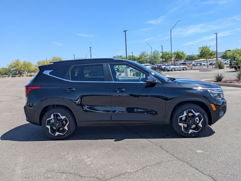 New 2026 Kia Seltos EX AWD/4WD image 7