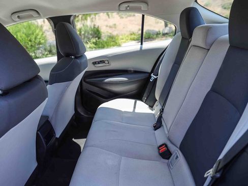 Certified 2022 Toyota Corolla LE w/ Carpet Mat Package (TMS) FWD image 16