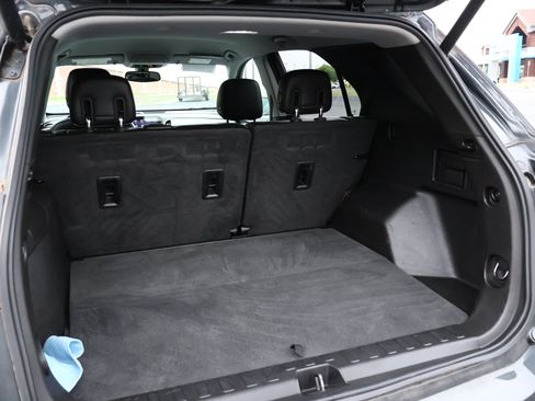 Used 2019 Chevrolet Equinox Premier FWD image 20