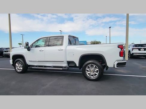 New 2026 Chevrolet Silverado 2500 High Country w/ Technology Package image 23