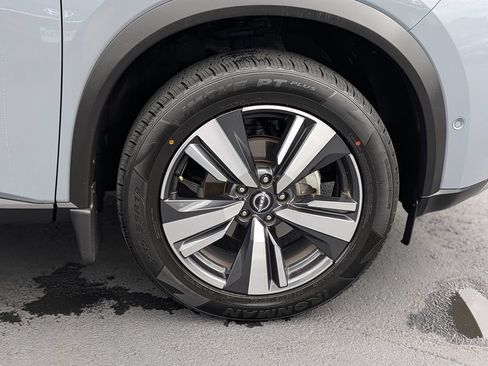 Used 2023 Nissan Rogue Platinum AWD/4WD image 8