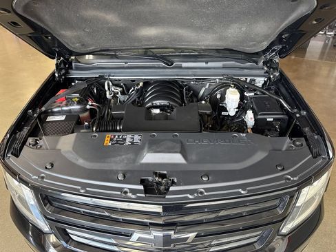 Used 2019 Chevrolet Tahoe Premier AWD/4WD image 2