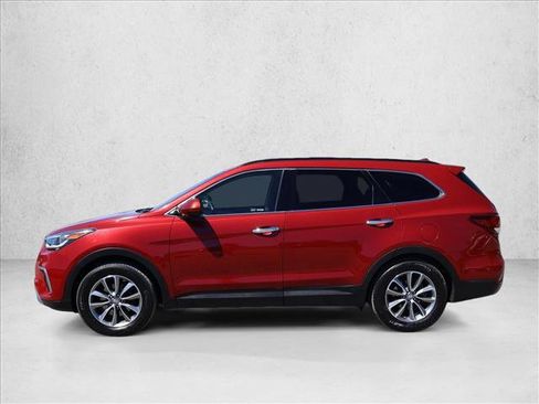 Used 2018 Hyundai Santa Fe SE FWD image 9