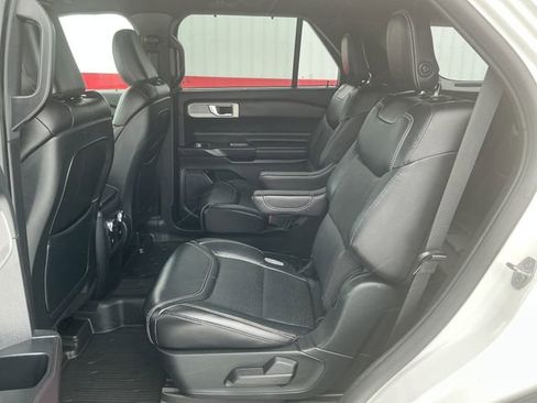 Used 2020 Ford Explorer ST image 37