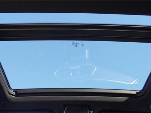 Used 2023 BMW X5 sDrive40i w/ M Sport Package image 17