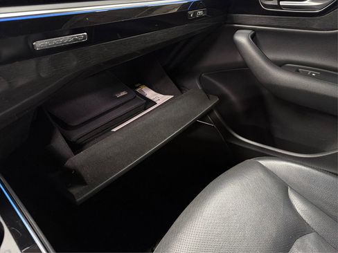 Used 2018 Audi Q7 3.0T Prestige w/ Prestige Package image 31