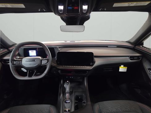 New 2026 Dodge Charger R/T AWD/4WD image 16