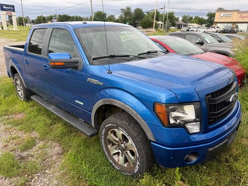 Used 2014 Ford F150 FX4 w/ Equipment Group 401A Mid AWD/4WD image 3