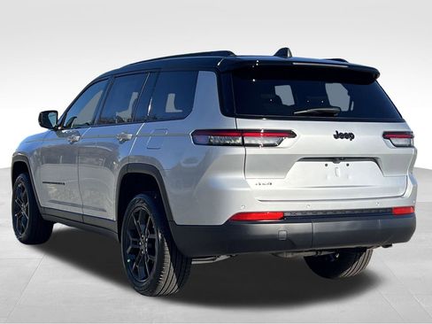 New 2025 Jeep Grand Cherokee L Limited image 30