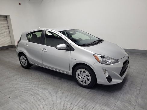 Used 2016 Toyota Prius C Three FWD image 11