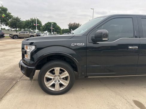 Used 2015 Ford F150 Platinum w/ Equipment Group 701A Luxury AWD/4WD image 2