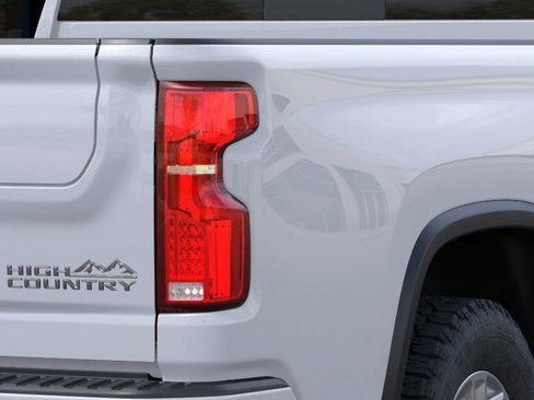 New 2026 Chevrolet Silverado 3500 High Country w/ High Country Premium Package AWD/4WD image 12