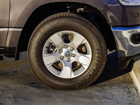 Used 2021 RAM 1500 Big Horn image 11