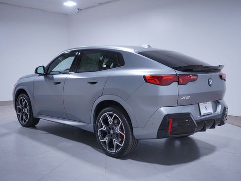 New 2026 BMW X2 xDrive28i w/ Technology Package image 3