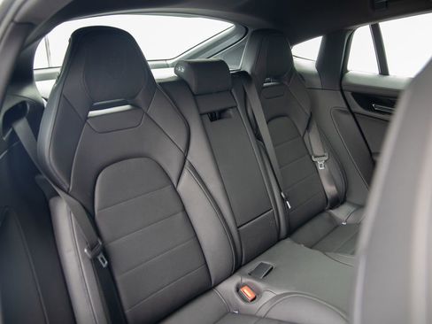 New 2026 Porsche Panamera 4 AWD/4WD image 21