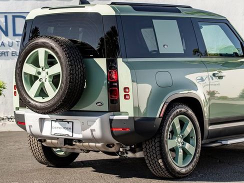 Used 2023 Land Rover Defender 110 75th Limited Edition image 7