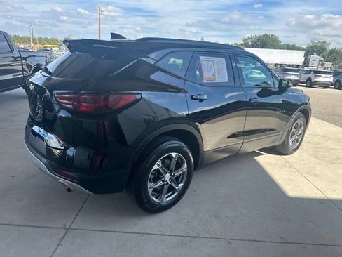 Used 2023 Chevrolet Blazer LT AWD/4WD image 6