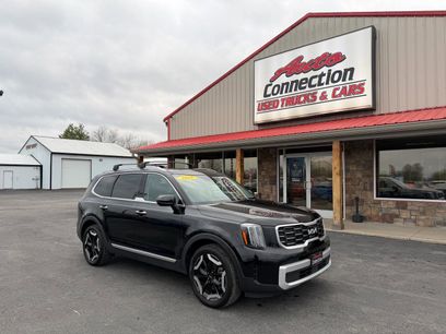 Used 2025 Kia Telluride S