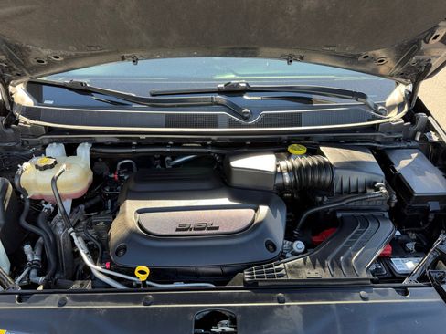 Used 2022 Chrysler Pacifica Touring-L image 21