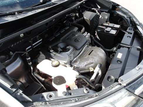 Used 2015 Toyota RAV4 LE AWD/4WD image 21