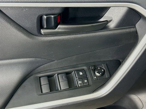 Certified 2025 Toyota RAV4 LE image 17