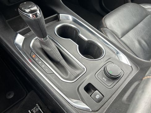 Used 2019 Chevrolet Traverse LT w/ LT Premium Package image 31