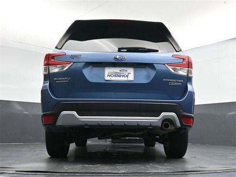 Used 2022 Subaru Forester Touring image 29